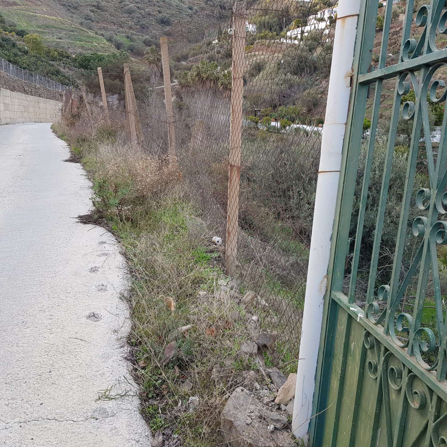 Plot for sale in Torrox Pueblo