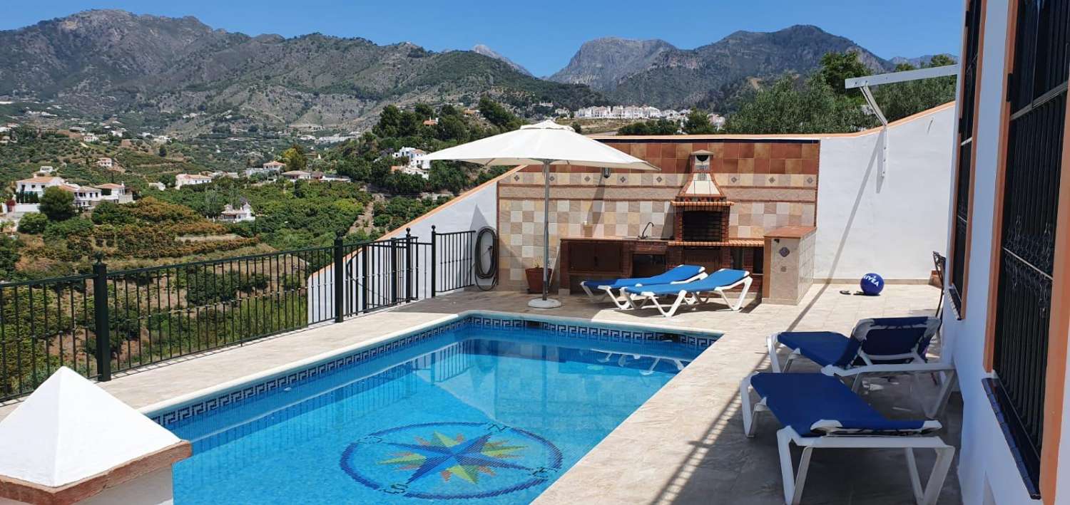 Chalet for sale in Frigiliana